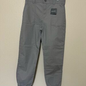 Eddie Bauer Women’s Cargo Pants in Gray